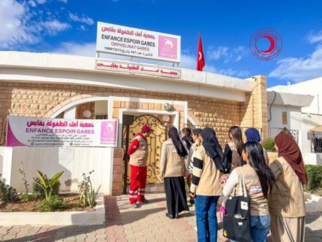 قابس: الهيئة الجهوية للهلال الأحمر التونسي تنظمّ أنشطة متنوعة بمناسبة اليوم العالمي للتطوّع