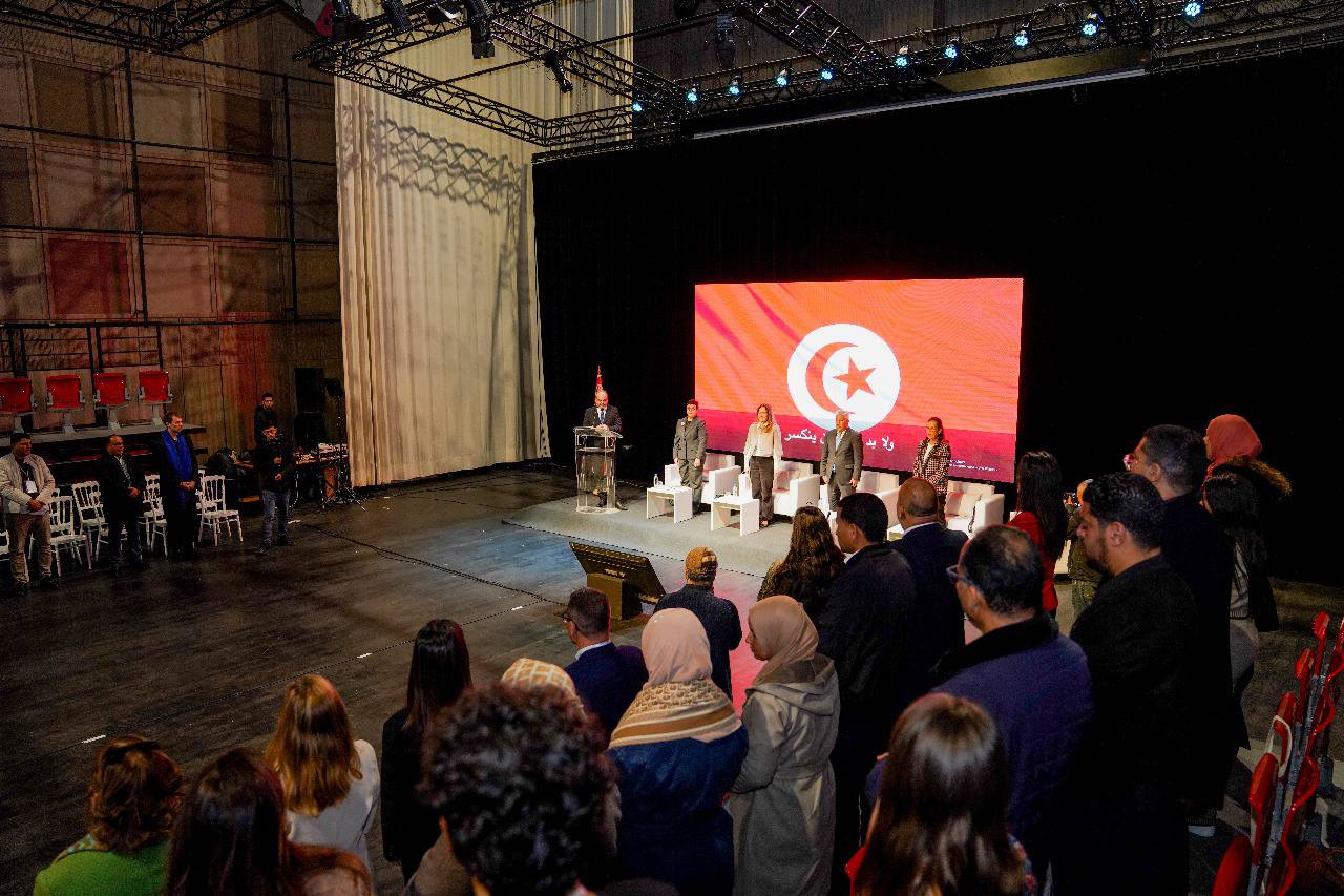 وزير التشغيل يشرف على إفتتاح أشغال ملتقى "فرص جديدة Nouvelles Chances "