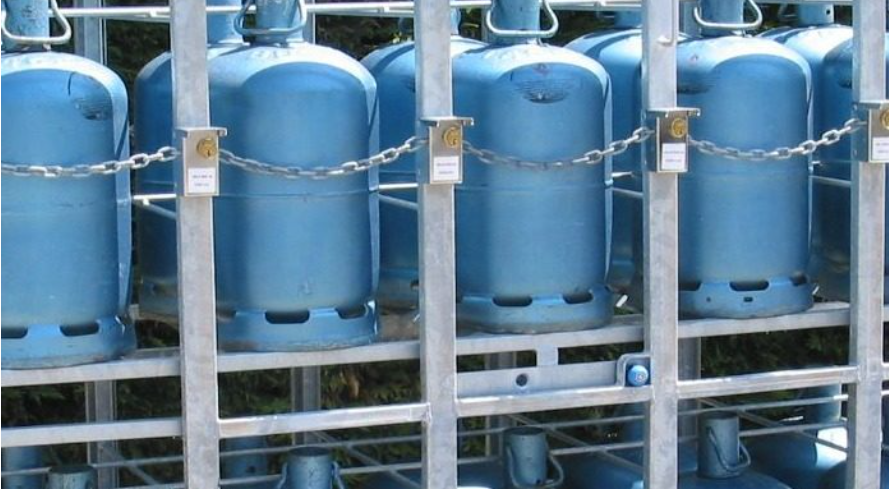 الاتفاق على تكوين مخزون من قوارير الغاز المنزلي يضمن استمرارية تزويد السوق.