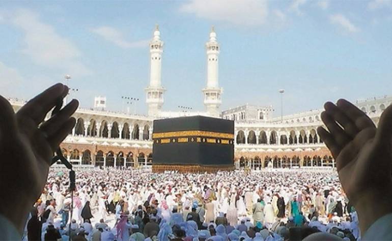  المترشحون لآداء فريضة الحج لهذا الموسم  يتوجهون بداية من اليوم الى مكاتب البريد لاستخلاص المعلوم الجملي  للحج