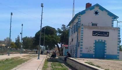 جلسة عمل للنظر في المشاريع المقترحة من طرف المجلس المحلي بالسرس