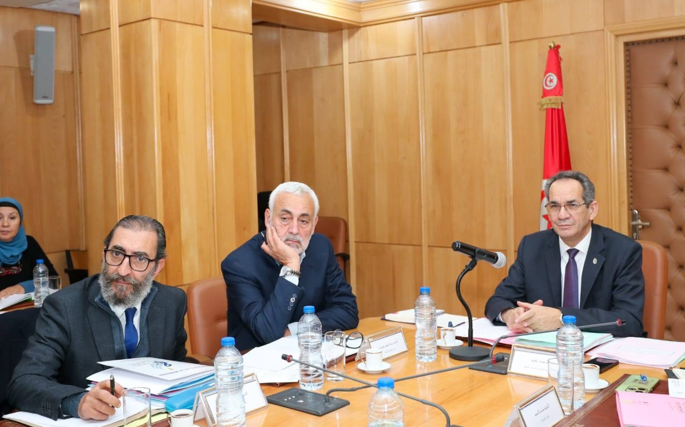 وزير التعليم العالي والبحث العلمي يُشرف على مجلس الجامعات