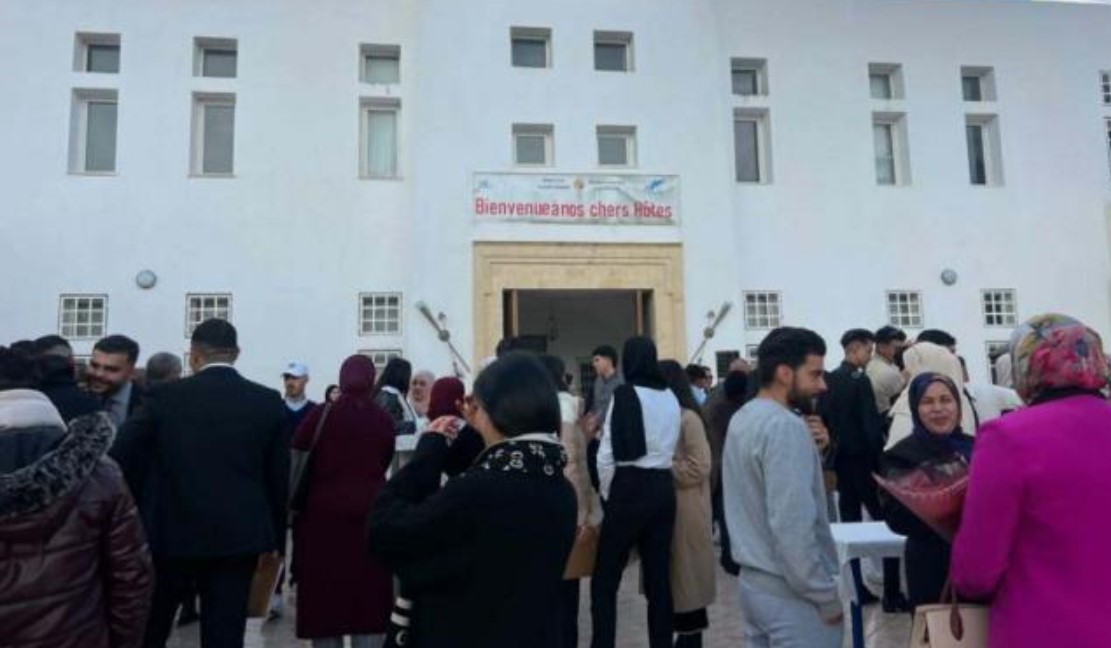 مدنين: توزيع شهائد ختم التكوين على 170 متخرّجا من معهد التكوين في مهن السياحة بجربة