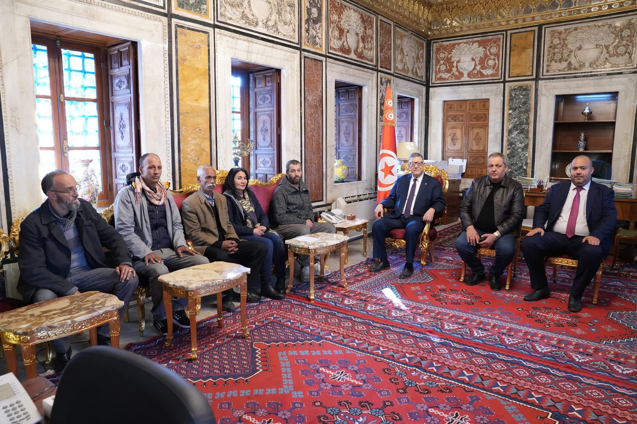 بودربالة يؤكد حرص البرلمان على متابعة مشاغل عمال الحضائر والمساهمة في إيجاد الحلول الملائمة