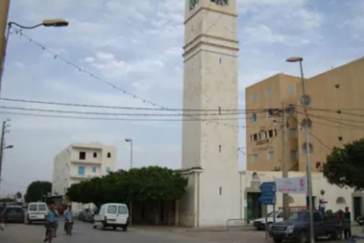 سيدي بوزيد: انطلاق عملية هدم جامع الرحمة المركزي لإعادة بنائه