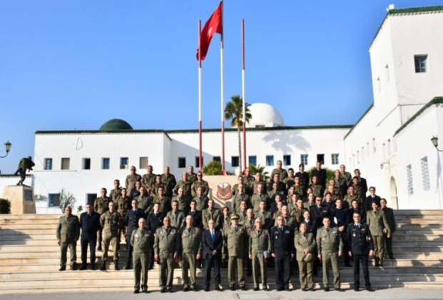 وزير الدفاع الوطني يؤدّي زيارة تفقّد إلى الإدارة العامة للصحّة العسكرية