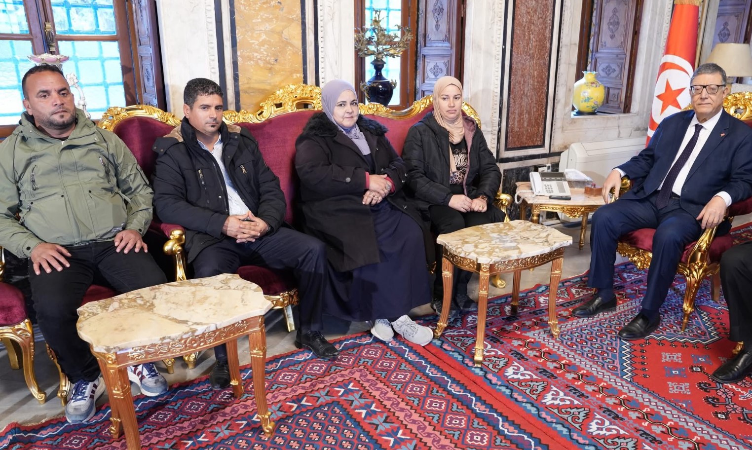 رئيس مجلس نواب الشعب يستقبل ممثلين عن عمال الغراسة والبستنة بتطاوين وقبلي