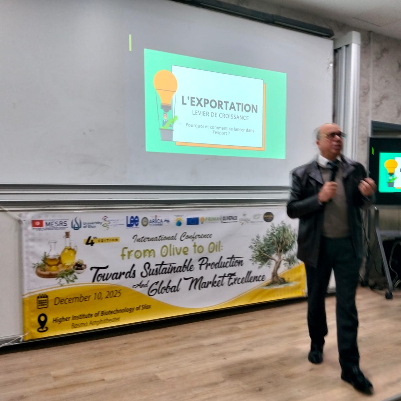 صفاقس : المؤتمر الدولي من الزيت الى الزيتون