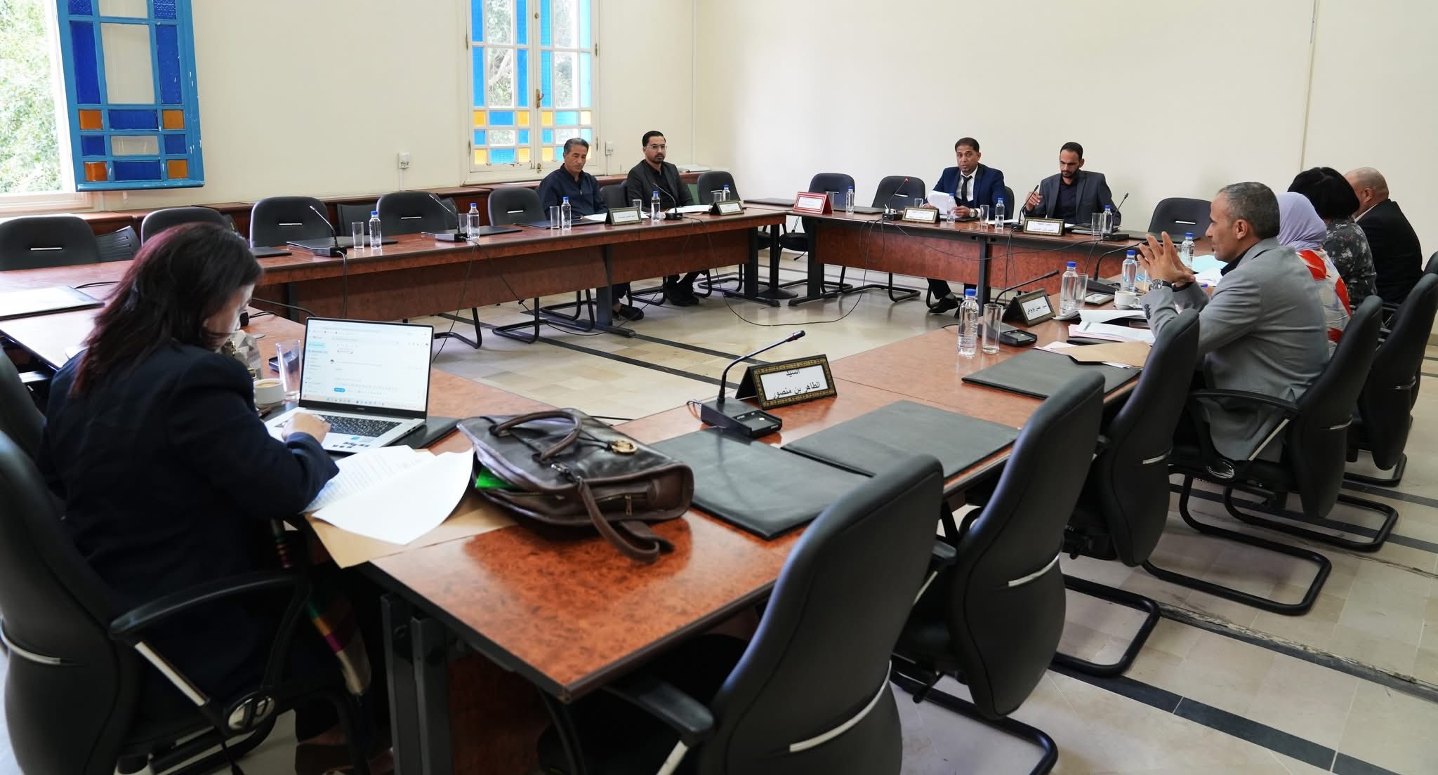 لجنة الفلاحة تطلب عقد جلسة عاجلة مع كل من وزارة الفلاحة و المالية و التجارة حول ازمة انهيار سعر زيت الزيتون خلال الفترة الاخيرة