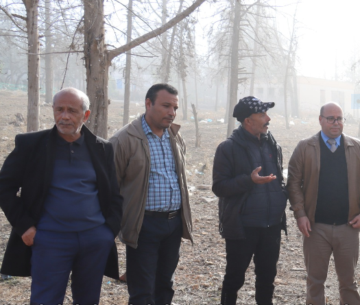 متابعة نسق تقدّم أشغال إزالة الأتربة ورفع فواضل البناء والهدم بعدد من النقاط التابعة للمنطقة البلدية