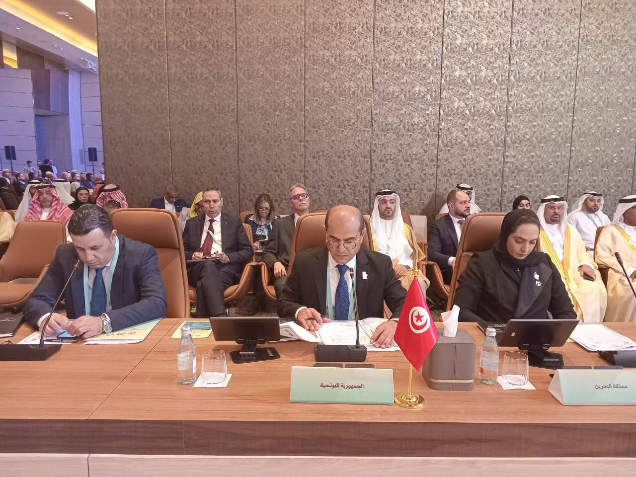 وزير التجهيز والاسكان يشارك في فعاليات مجلس وزراء الإسكان والتعمير العرب والمنتدى الوزاري العربي السادس للإسكان والتنمية الحضرية بالدوحة