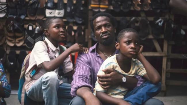 الفيلم النيجيري "ظل أبي": حين تتقاطع الذاكرة العائلية مع التاريخ السياسي للمجتمع النيجيري