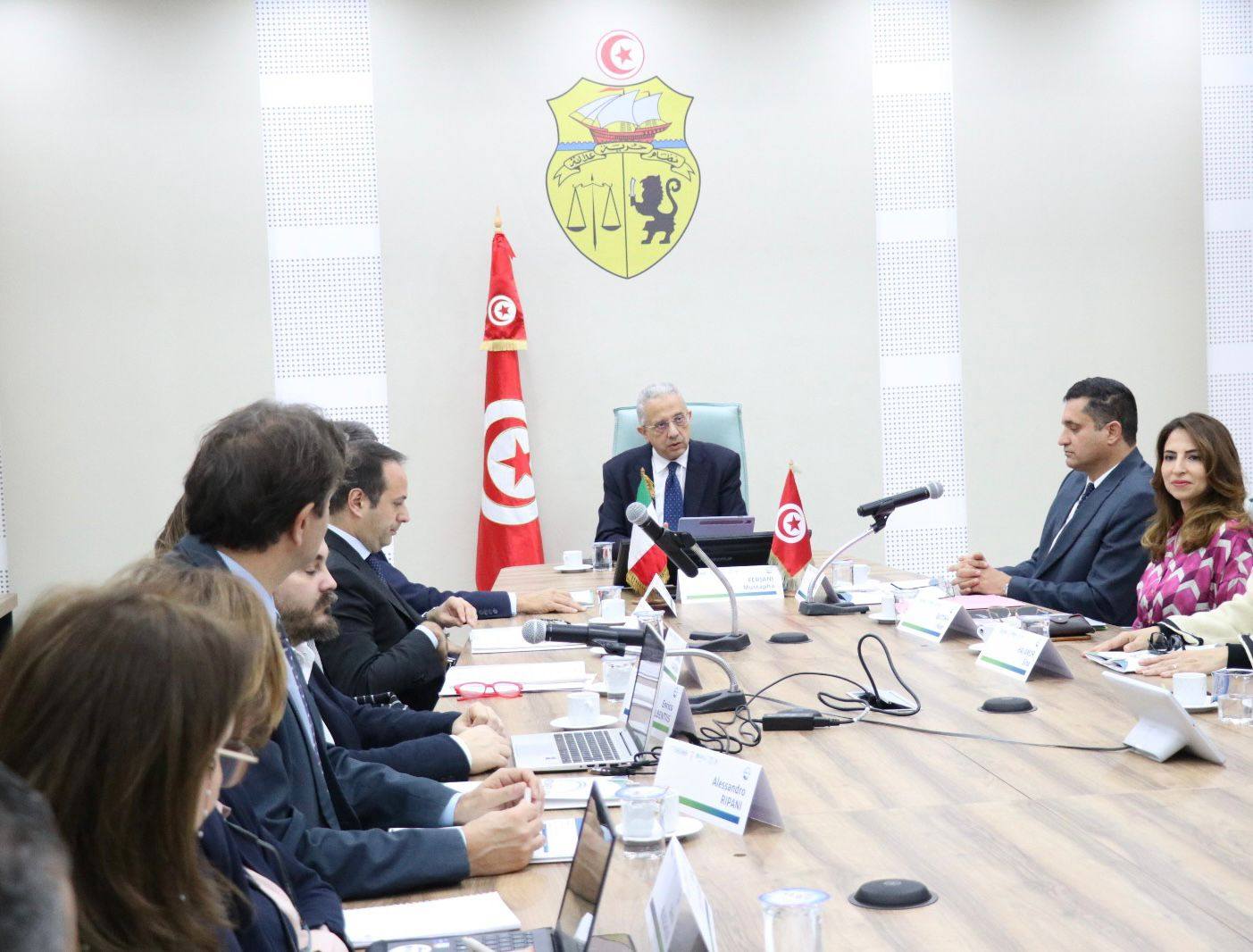 وزير الصحة يشرف على جلسة عمل لمتابعة مشروع الشبكة المتوسطية للصحة الواحدة