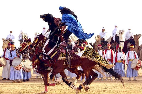 فتح باب المشاركة في معرض الصور الفوتوغرافية في اطار فعاليات الدورة 57 للمهرجان الدولي للصحراء بدوز