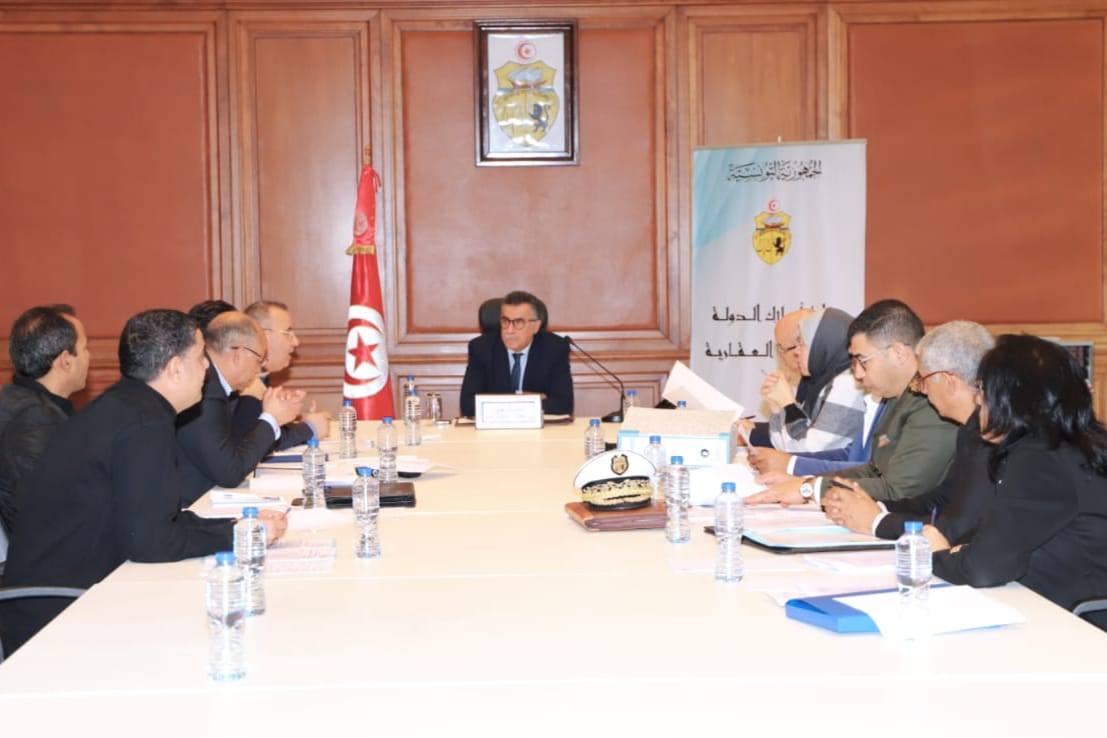 الحرص على توظيف المقاطع الدولية للرفع من نسق إنجاز المشاريع العموميّة