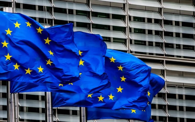 الاتحاد الأوروبي يفرض عقوبات على 41 سفينة روسية إضافية