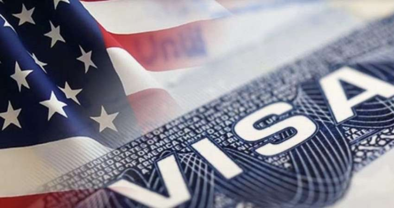 وزارة الأمن الداخلي الأمريكية توقف برنامجا يتيح عشرات الآلاف من تأشيرات الهجرة سنويا