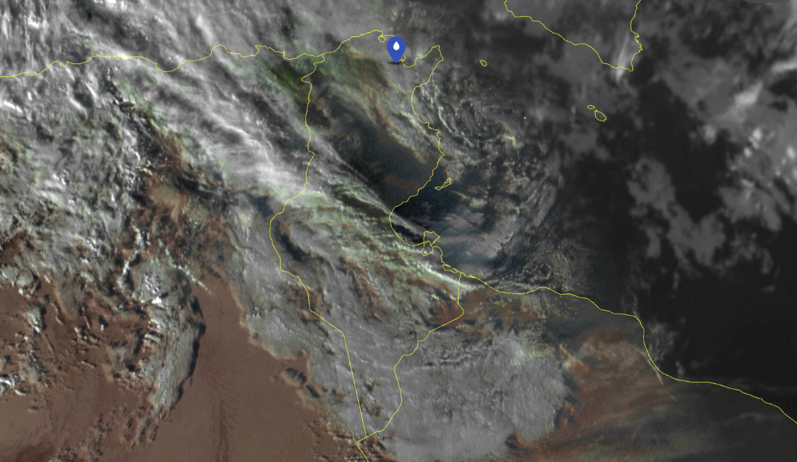 تواصل هطول الأمطار ليل السبت
