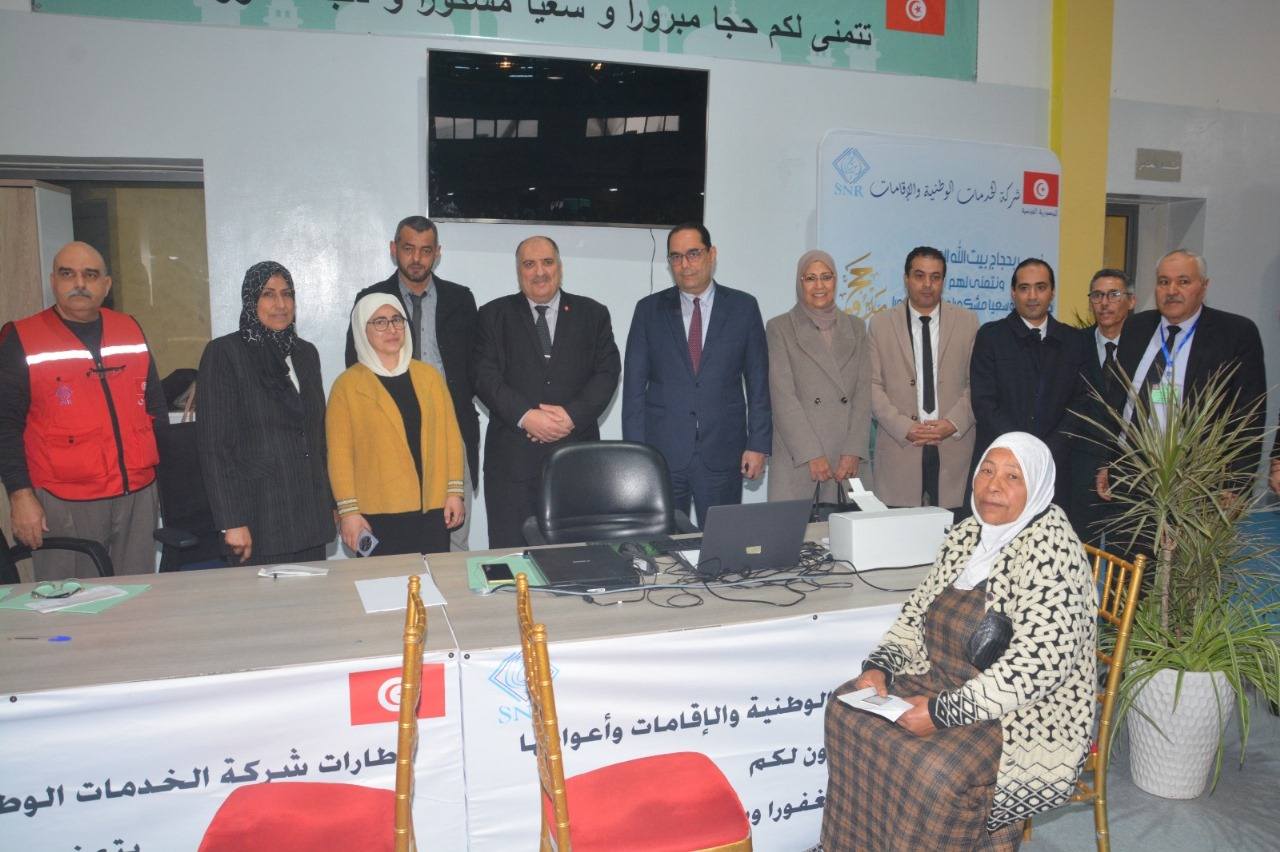 وزير الشؤون الدّينية يفتتح الشباك الموحد لإتمام إجراءات الحجّ لحجيج ولاية تونس