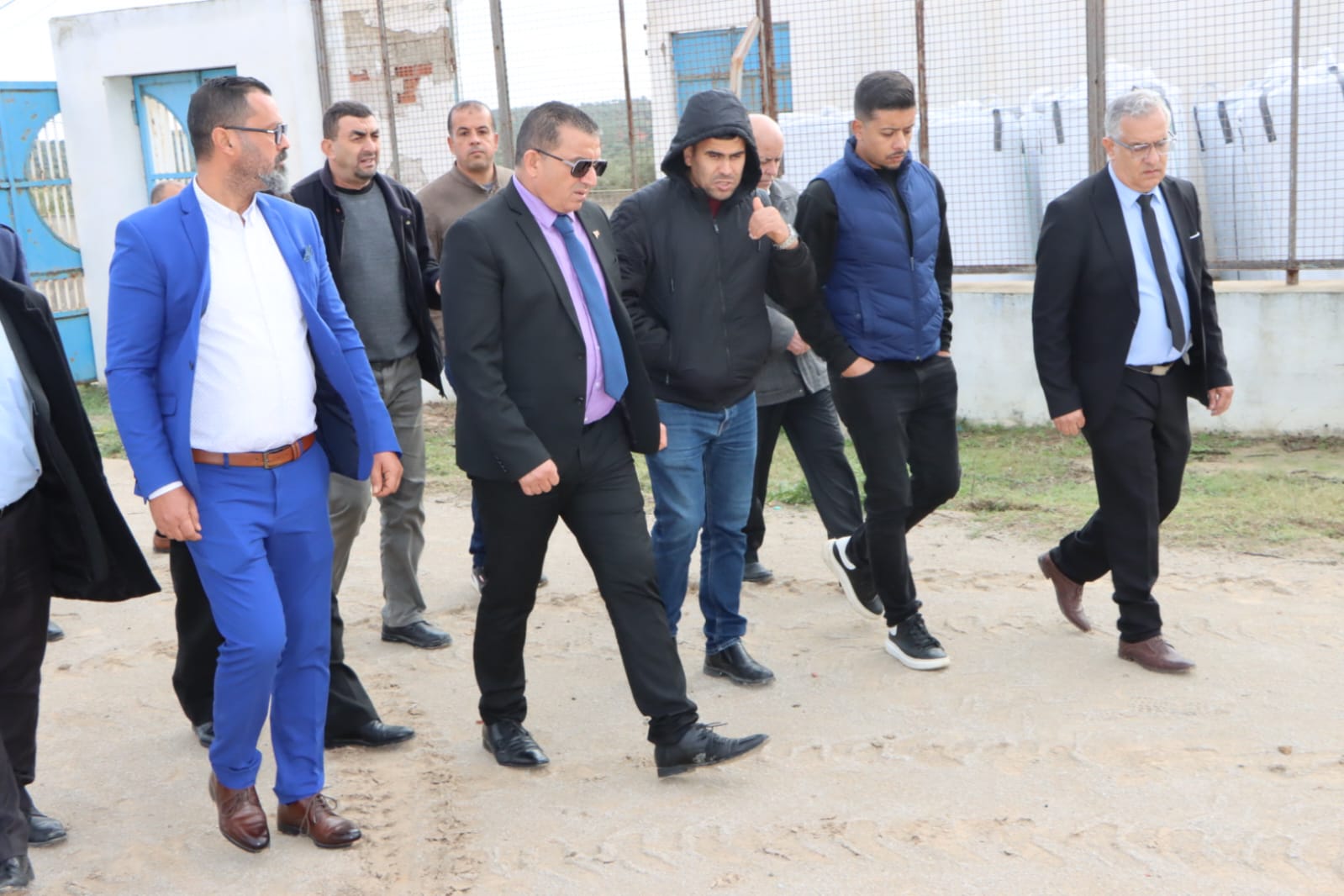 المنستير: والي الجهة يعاين أشغال الملعب البلدي بشراحيل ويشدد على ضرورة التسريع في نسق الإنجاز