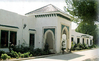 منوبة: القرية الحرفية بالدندان تكتسي حُلّة جديدة مع تهيئة المدخل في انتظار ادراجها ضمن المسلك السياحي