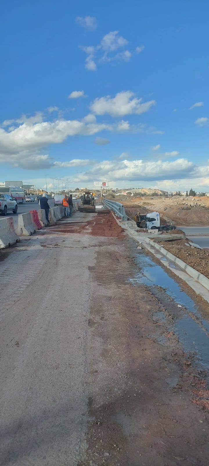 وزارة التجهيز تنفي تعرض منشأة بالمدخل الجنوبي للعاصمة لأي ضرر