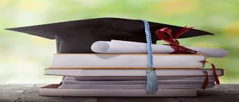 وزارتا التشغيل والتعليم العالي: إسناد الشهادات الجامعية يتم حصريا من قبل مؤسسات التعليم العالي العمومية أو الخاصة المرخص لها