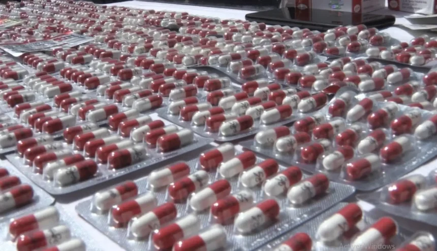 القصرين: الإطاحة بشبكة لترويج الأقراص المخدّرة بفريانة وحجز قرابة 330 ألف قرص مخدّر