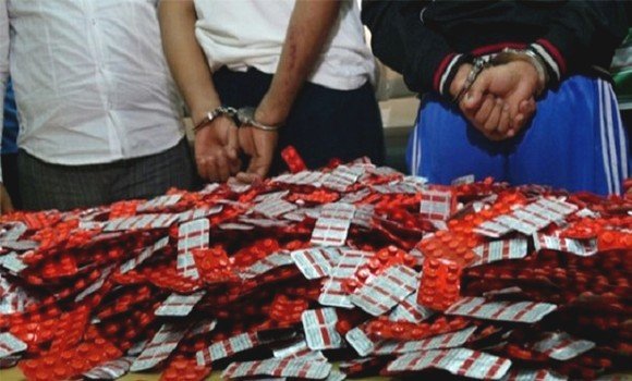 القصرين: الإطاحة بشبكة لترويج الأقراص المخدّرة بفريانة وحجز قرابة 330 ألف قرص مخدّر