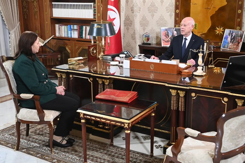 رئيس الجمهورية يؤكد ضرورة المرور إلى السرعة القصوى في كافة المجالات