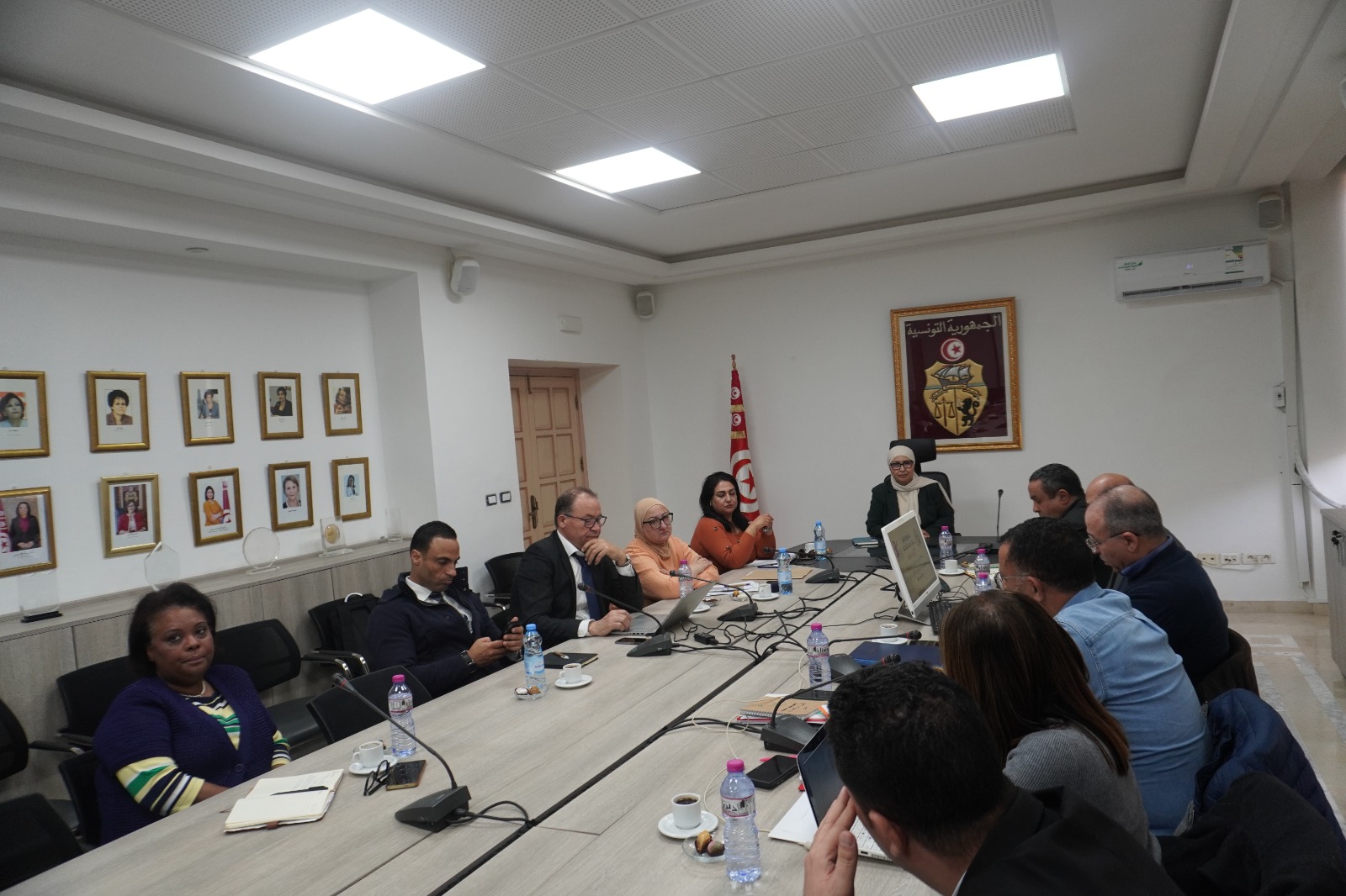 وزارة الأسرة تشرع في صياغة خطّة وطنيّة للوقاية من المخدرات في صفوف الأطفال واليافعين