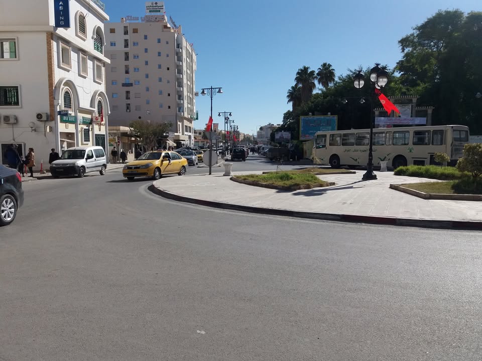 بلدية قفصة: اعتمادات بقيمة 3.2 مليون دينار للعناية بالنظافة وتحسين الوضع البيئي