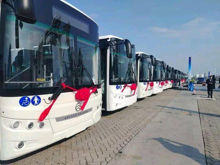 وزارة النقل :" الدفعة الاولى من صفقة اقتناء 461 حافلة من الصين ستشحن قريبا"