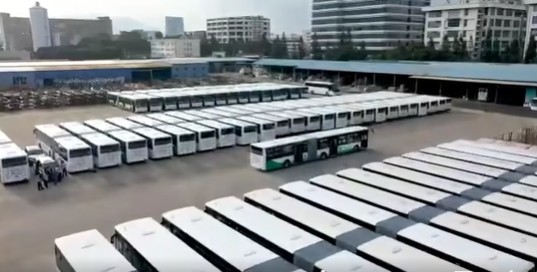 وزارة النقل تعلن ان الدفعة الاولى من صفقة اقتناء 461 حافلة من الصين ستشحن قريبا