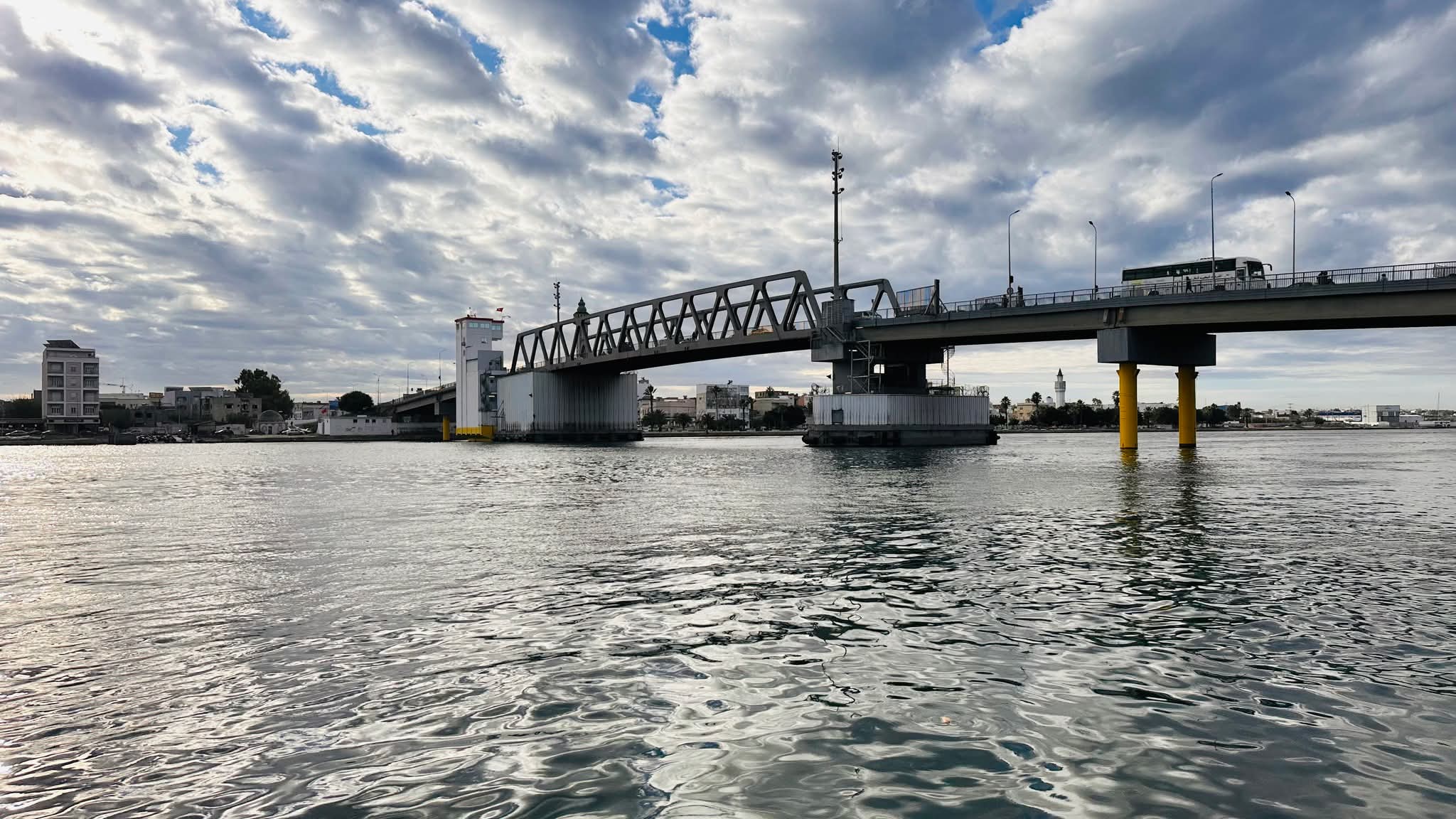 Temps instable aujourd'hui : nuages et pluies éparses sur plusieurs régions
