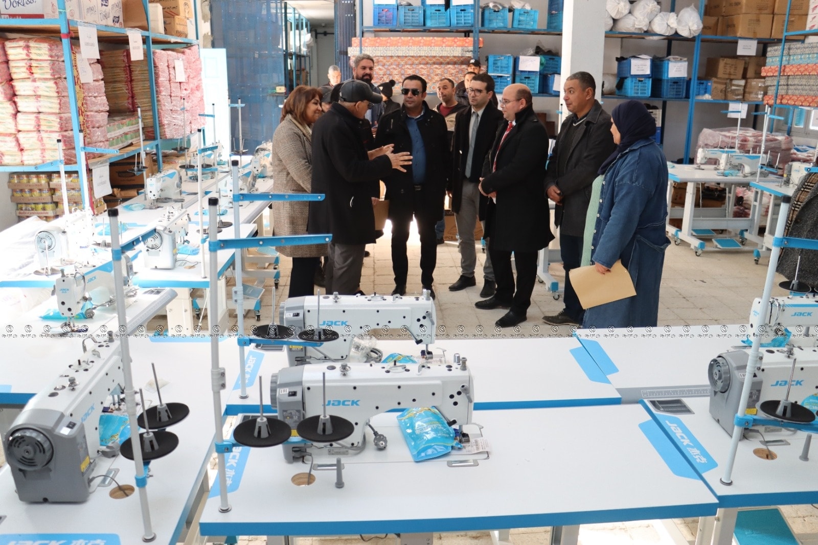 زغوان: توزيع تجهيزات لفائدة الحرفيات المتحصلات على "ديبلوم" خياطة في 06 معتمديات.