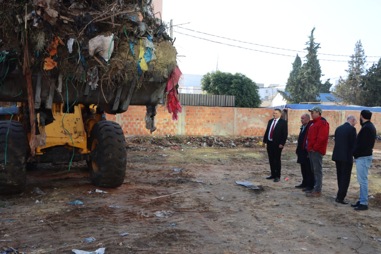 المنستير: حملة إستثنائية مشتركة للنظافة بأرض بيضاء كائنة بطريق القيروان.