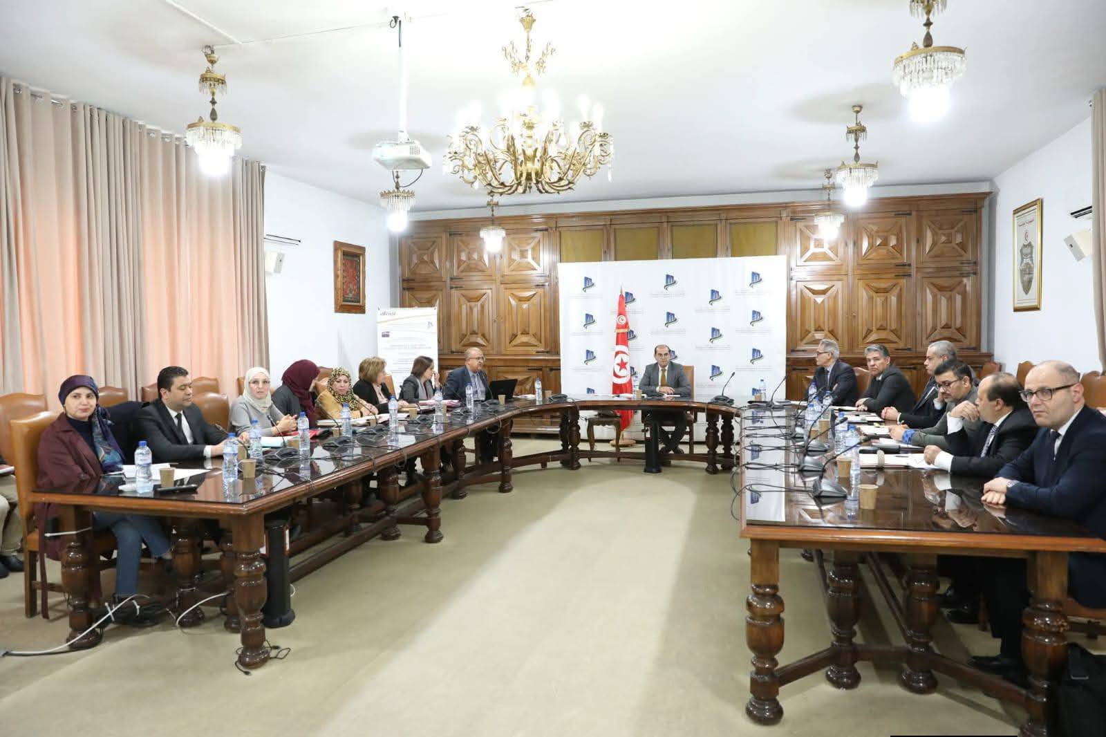 اجتماع لجنة قيادة البرنامج الخصوصي للسكن الاجتماعي.