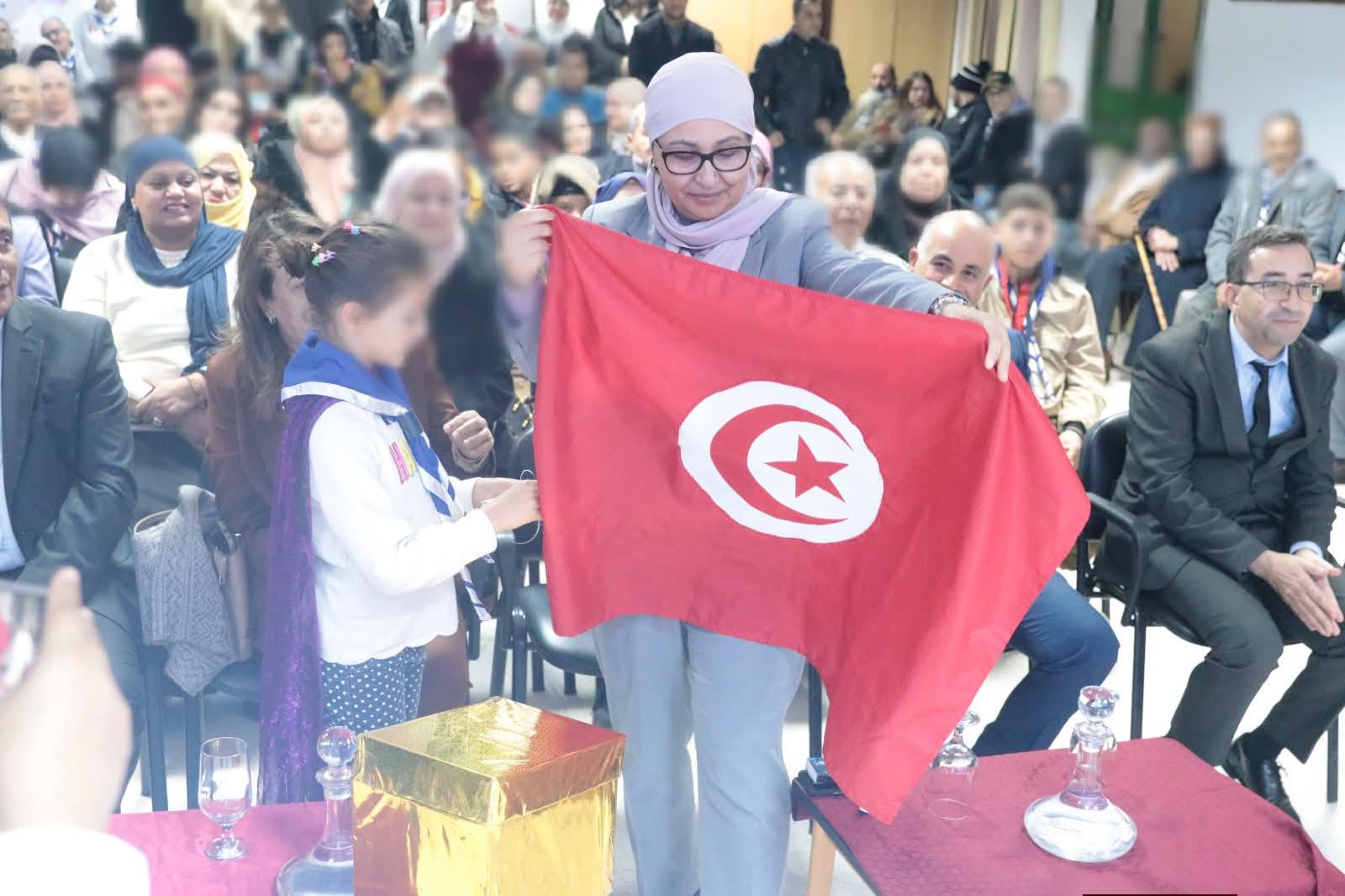 وزيرة الأسرة تشرف على أمسية احتفاليّة جامعة للأطفال وكبار السنّ من المؤسسات الرعائيّة