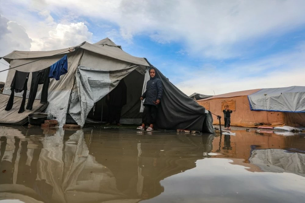 غزة: مركز حقوقي يحذر من تداعيات كارثية في القطاع إثر عرقلة الاحتلال إدخال الوقود