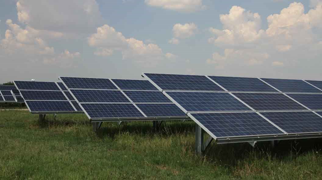 مدنين: تزويد المنطقة السقوية "تابرقيت" بالطاقة الشمسية بكلفة 113 ألف دينار