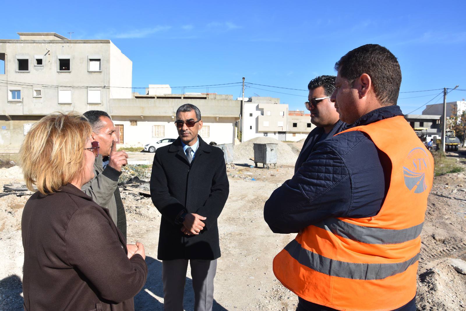 سوسة: متابعة تنفيذ برامج تعبيد وصيانة الطرقات المدرجة ضمن المخططات الاستثمارية لسنة 2022 و 2025. 