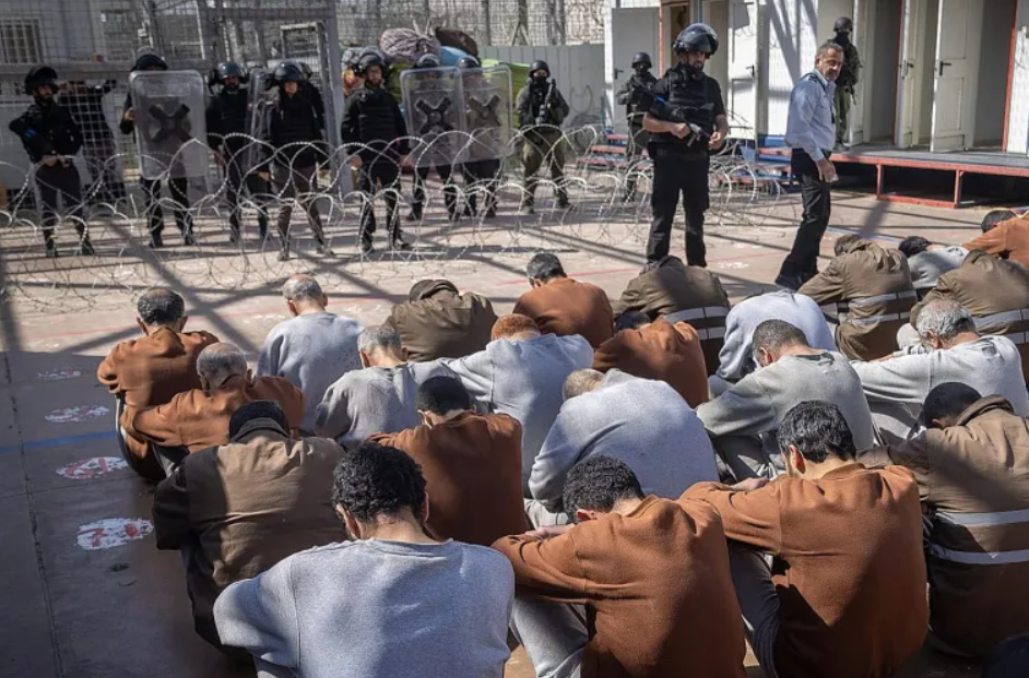 فلسطين: تصعيد الممارسات الانتقامية بحق الأسرى في سجون الاحتلال