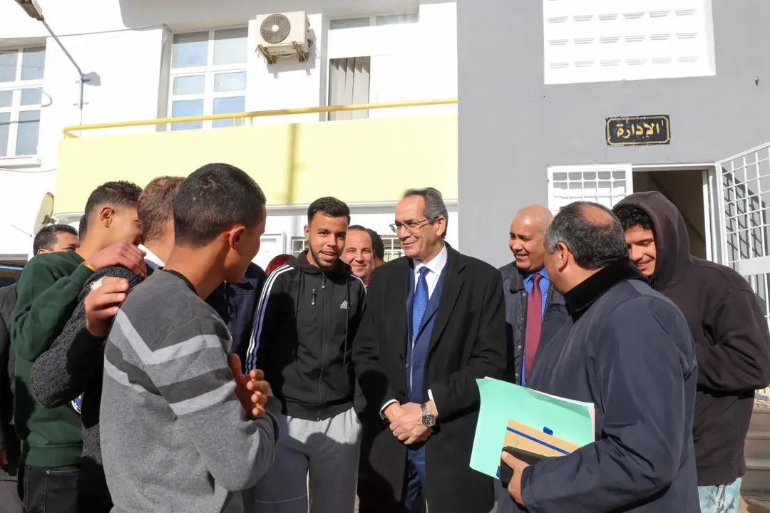 وزير التعليم العالي والبحث العلمي يعاين أشغال الصيانة والتهيئة بالحيّ الجامعي "رأس الطابية"