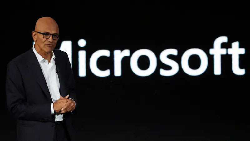 رئيس "مايكروسوفت" يدعو لتغيير نظرتنا إلى الذكاء الاصطناعي