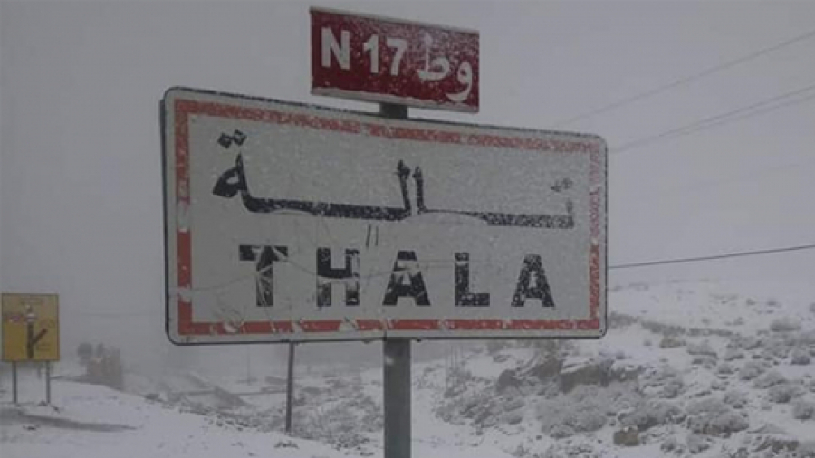 القصرين: بداية تساقط الثلوج بتالة