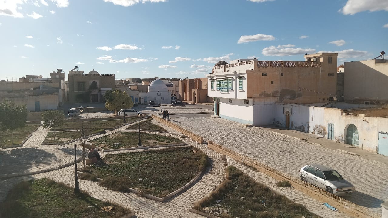 قريبا:حملة نظافة بالمدينة العتيقة وتجديد وإصلاح الإنارة ومزيد العناية بالمسلك السياحي