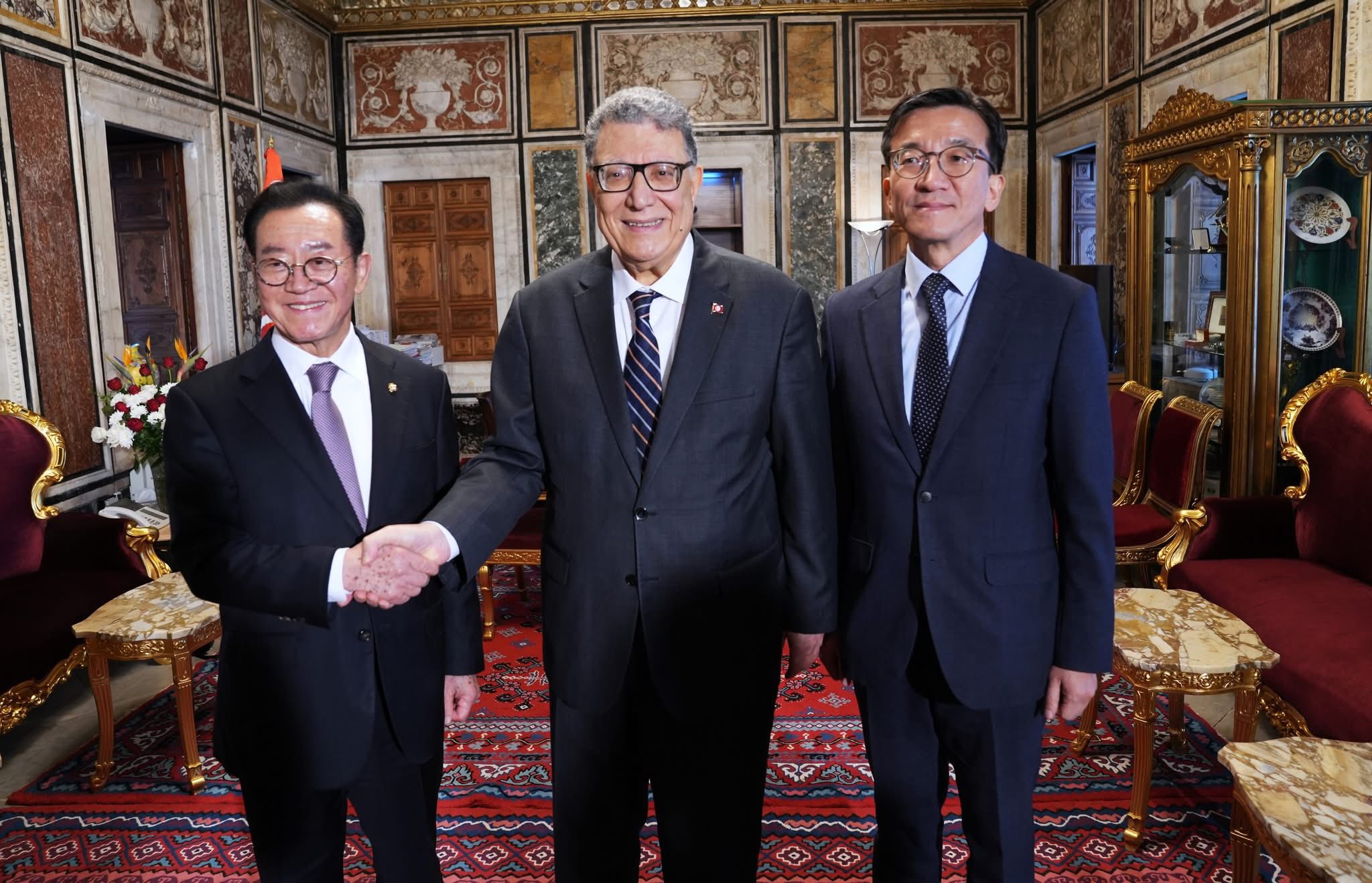 بودربالة يؤكد حرص تونس على تطوير علاقاتها مع البلدان الآسيوية