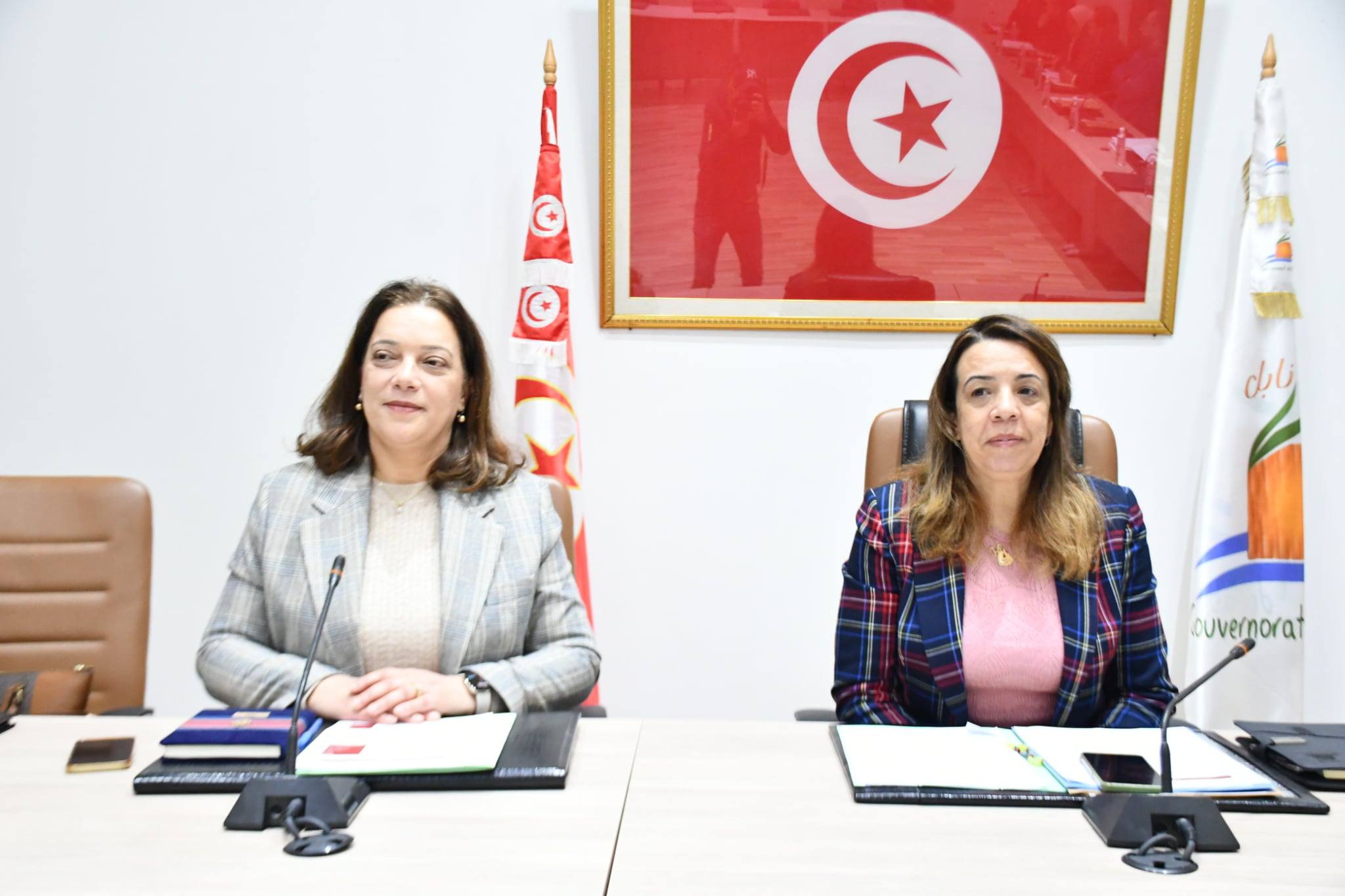 جلسة عمل لمتابعة بعض المشاريع الإستثمارية بمعتمدية سليمان.