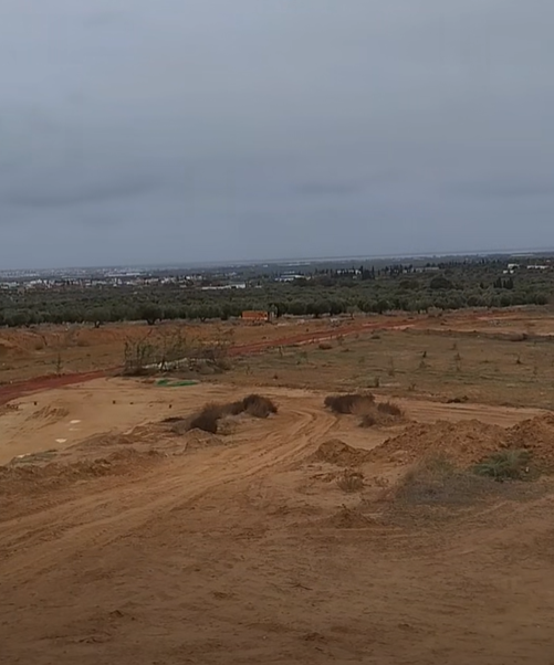 اهالي طوزة وجمال يرفضون احداث مصب لمادة المرجين في منطقة المشرف